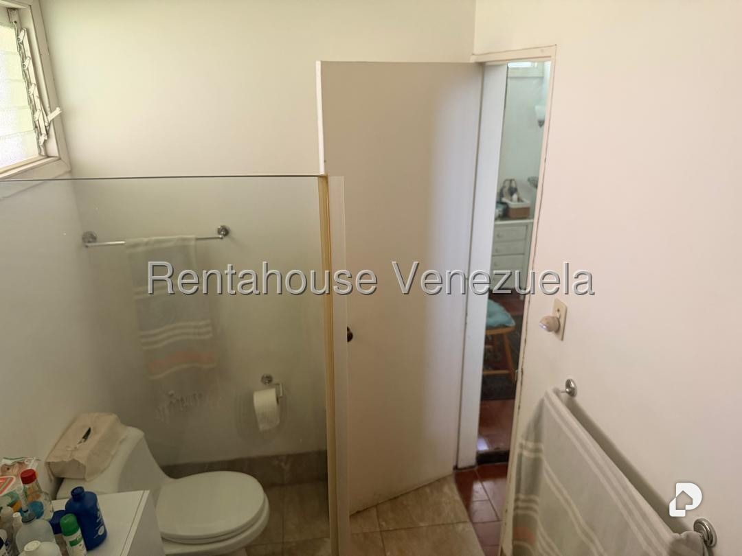 House in El Hatillo, Caracas – 18