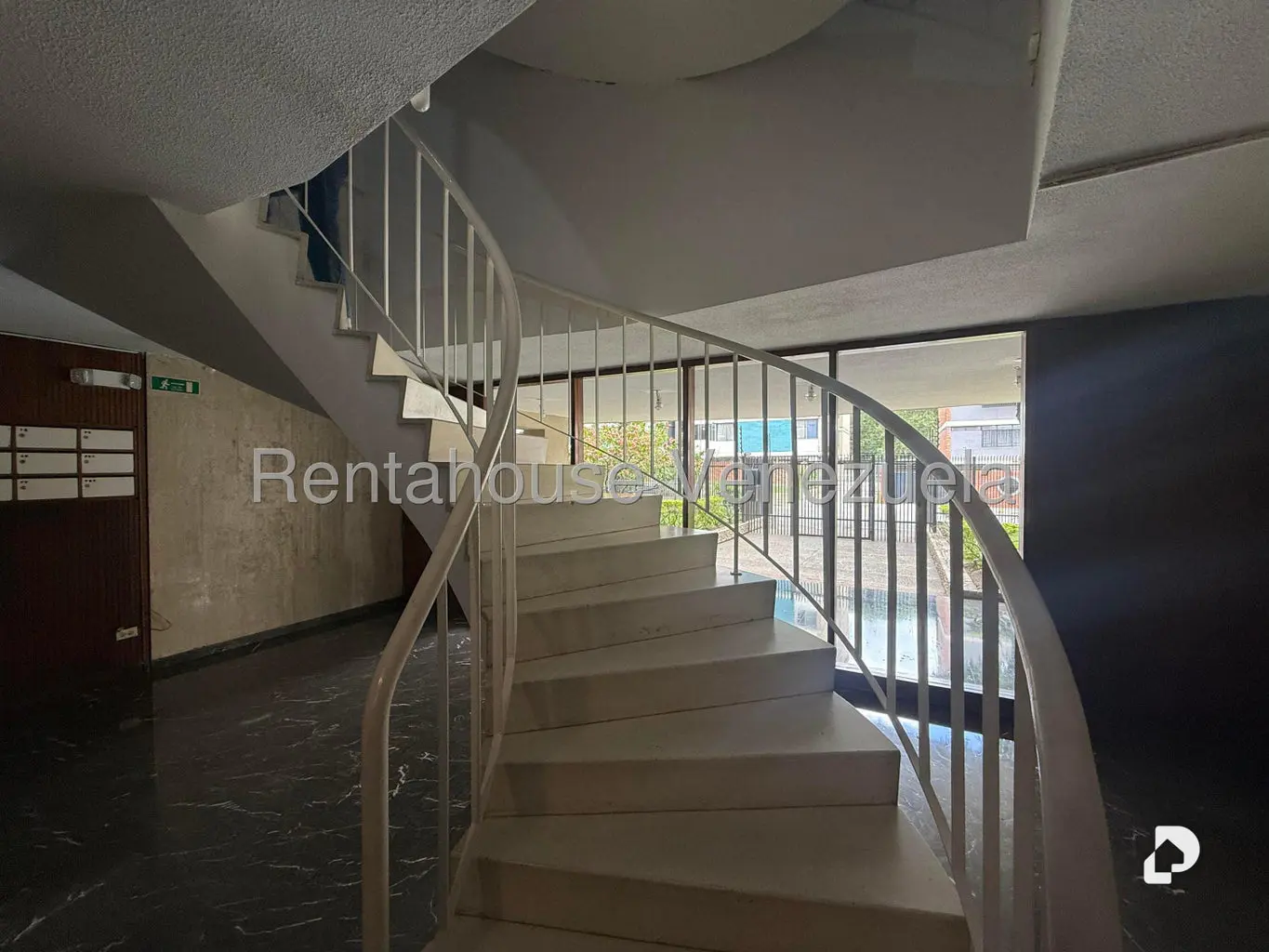 Apartamento en Chuao, Caracas – 12