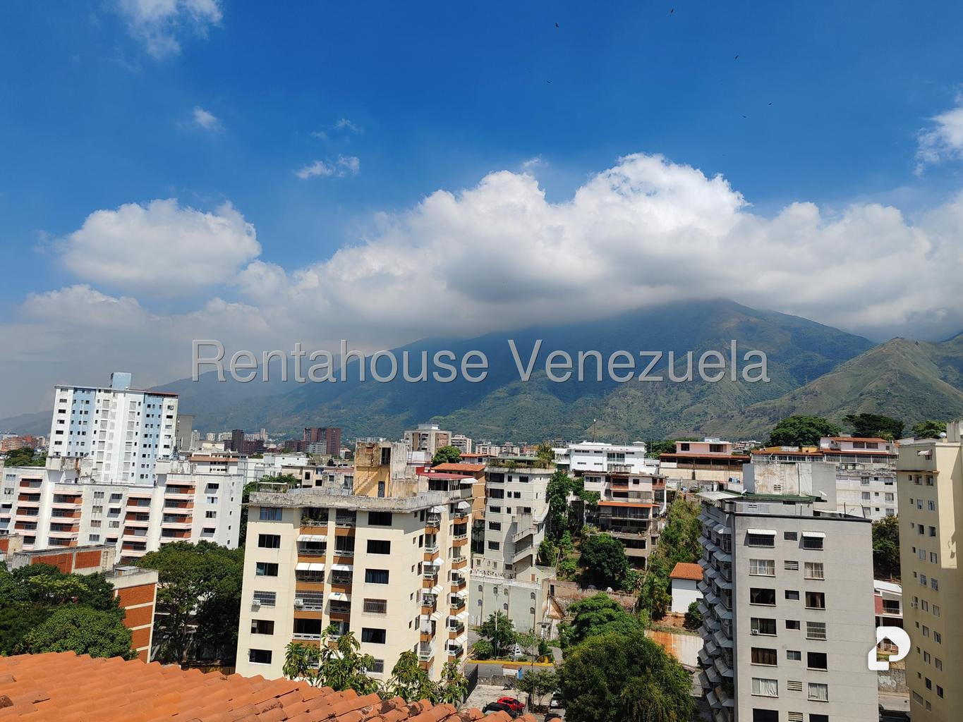 Casa en El Marqués, Caracas – 29