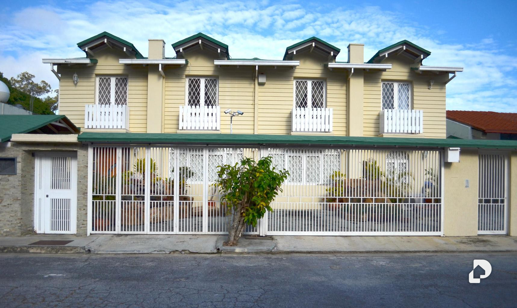 Casa en Alto Prado, Caracas – 2
