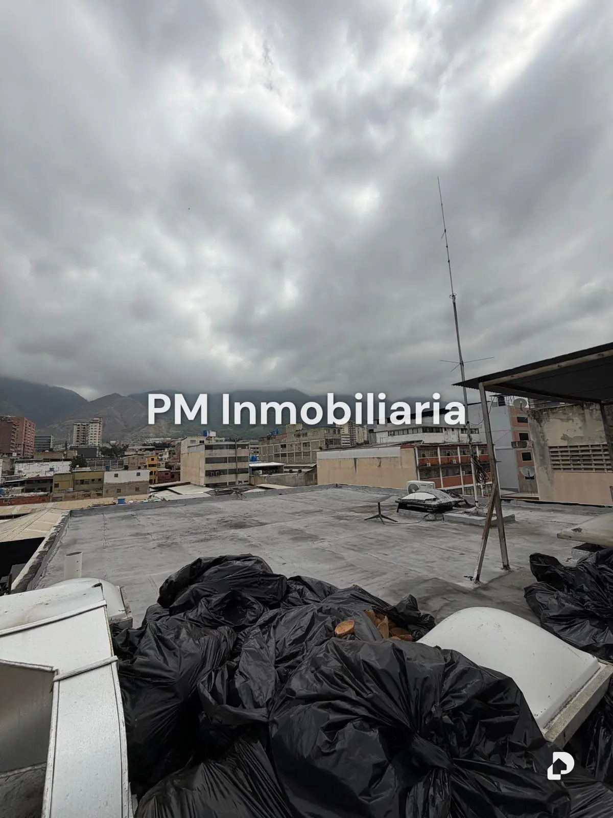Edificio en Boleíta Sur, Caracas – 14