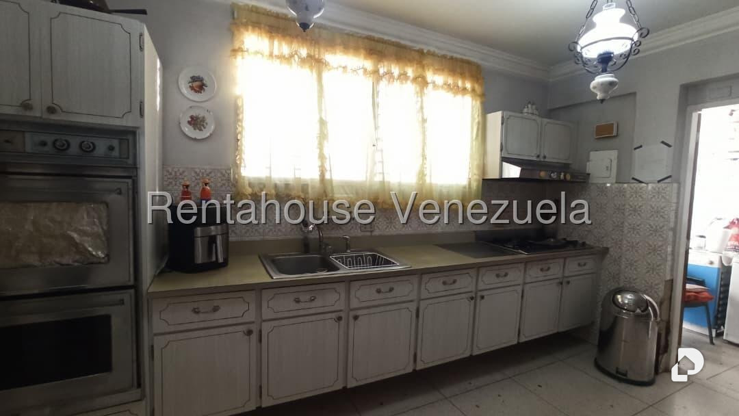 Casa en La Trinidad, Caracas – 10
