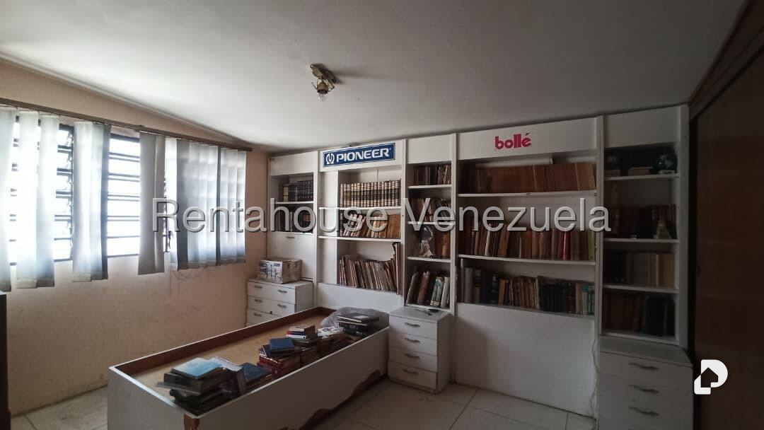 Casa en La Trinidad, Caracas – 33