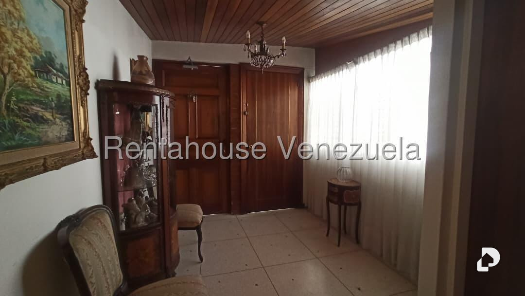 Casa en La Trinidad, Caracas – 24