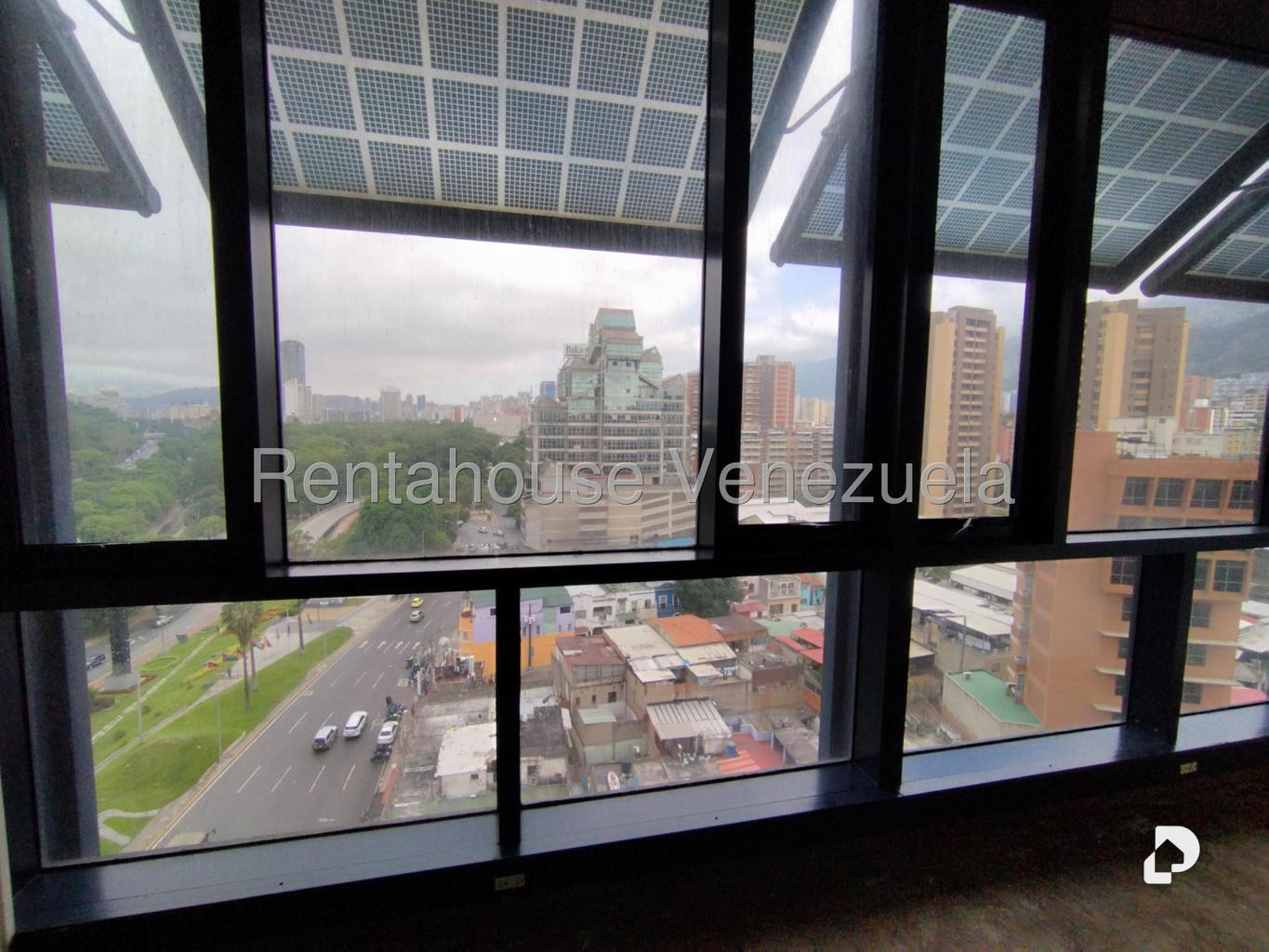 Oficina en Plaza Venezuela, Caracas – 5
