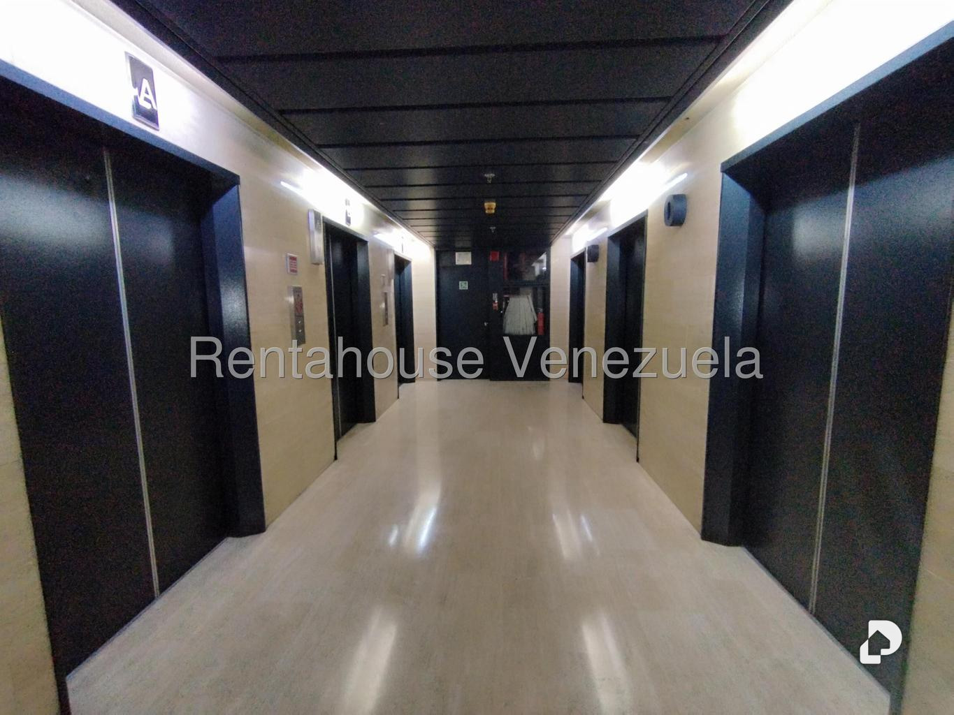 Oficina en Plaza Venezuela, Caracas – 2