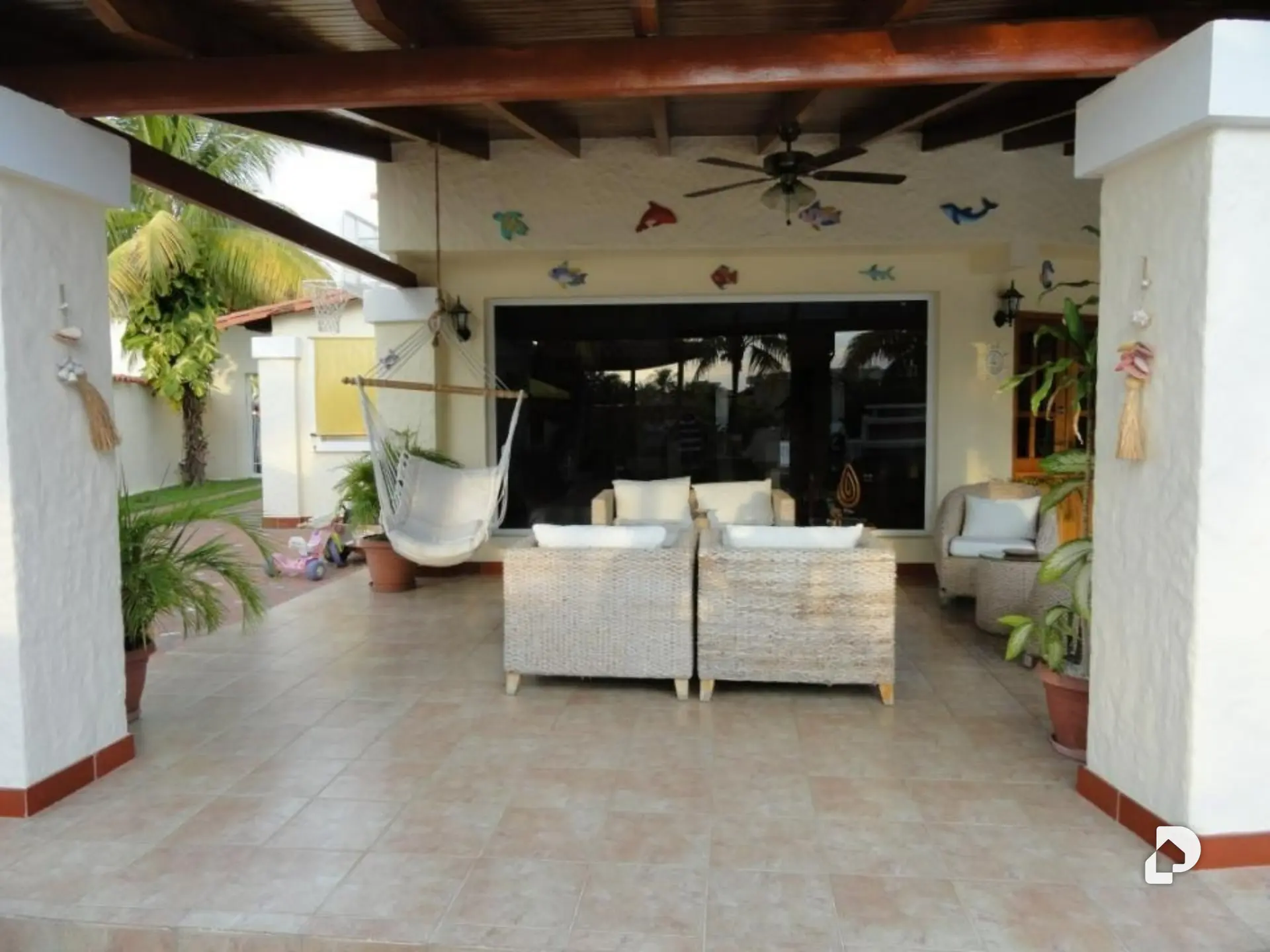 Casa en Complejo Turístico El Morro, Lechería – 13