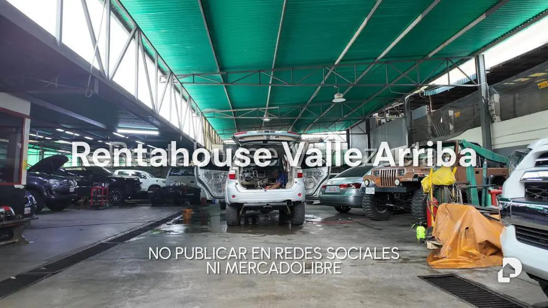 Local comercial en Santa Mónica, Caracas – 2