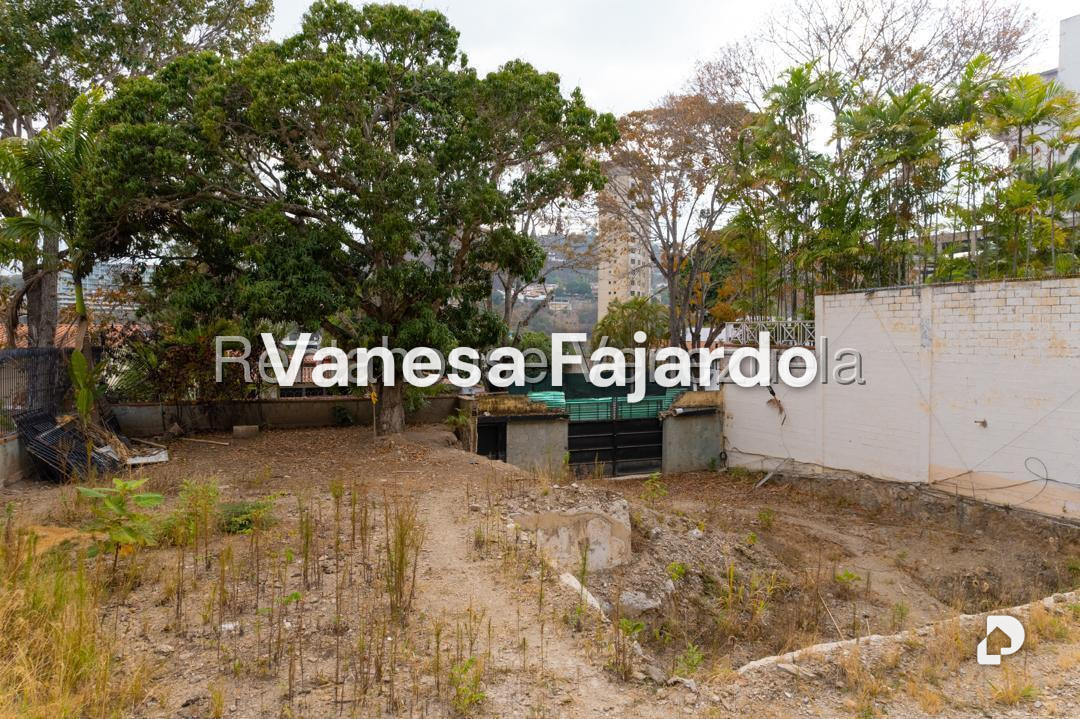 Terreno en Santa Fe Norte, Caracas – 9