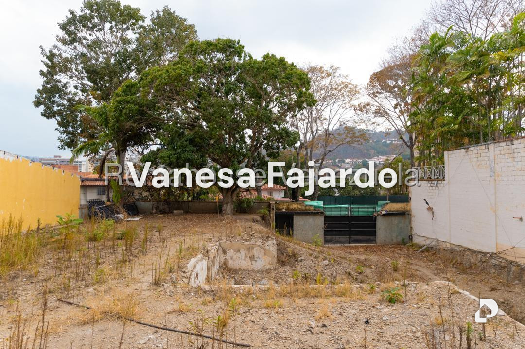 Terreno en Santa Fe Norte, Caracas – 8