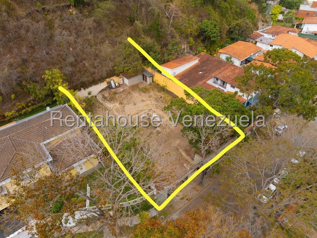 Terreno en Santa Fe Norte, Caracas - 1