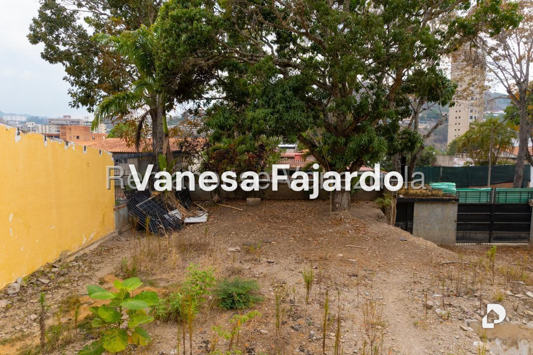 Terreno en Santa Fe Norte, Caracas – 16
