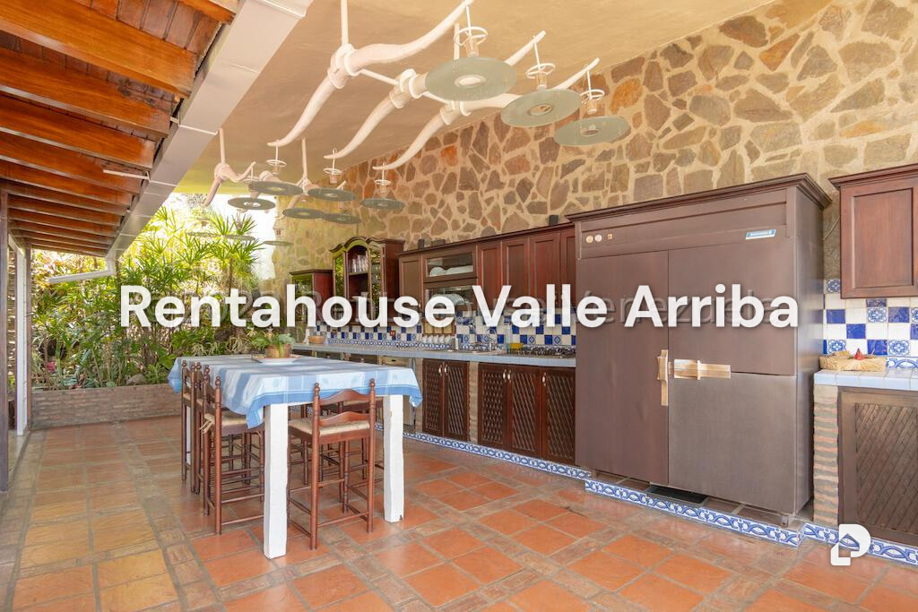 Casa en El Hatillo, Caracas – 24