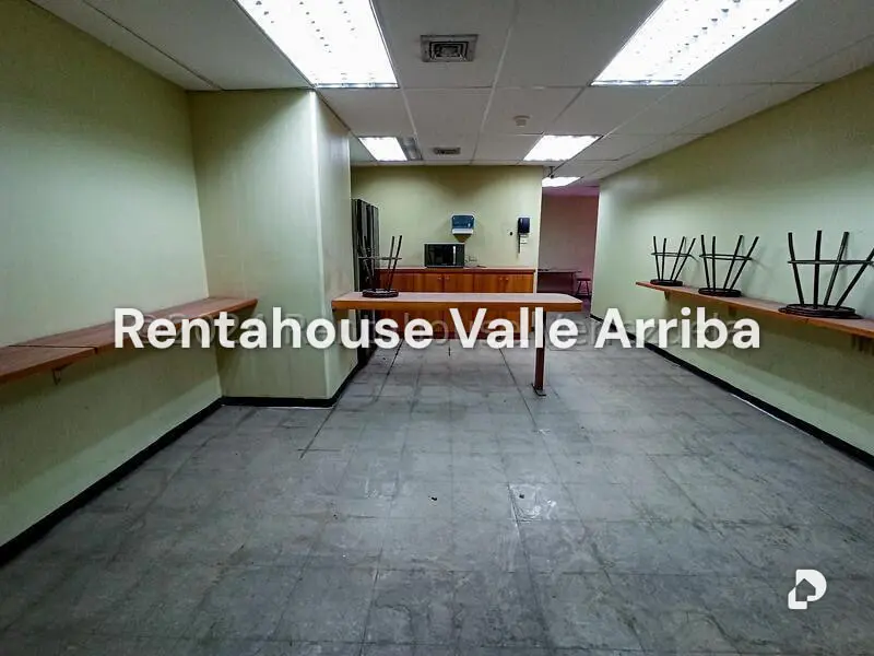 Local comercial en Los Cortijos de Lourdes, Caracas – 26