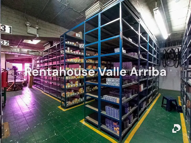 Local comercial en Los Cortijos de Lourdes, Caracas – 18