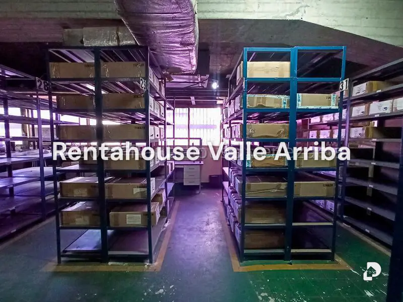 Local comercial en Los Cortijos de Lourdes, Caracas – 16