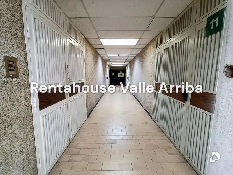 Local comercial en Los Cortijos de Lourdes, Caracas – 5