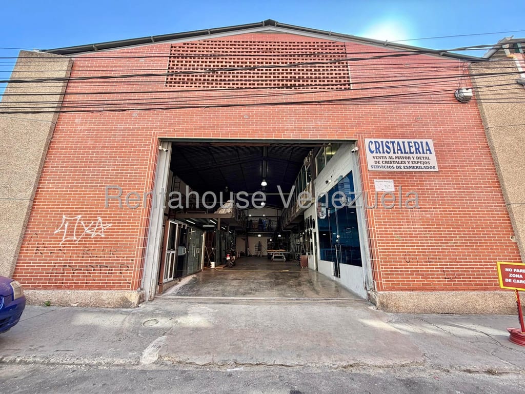 Local comercial en Catia, Caracas - 1