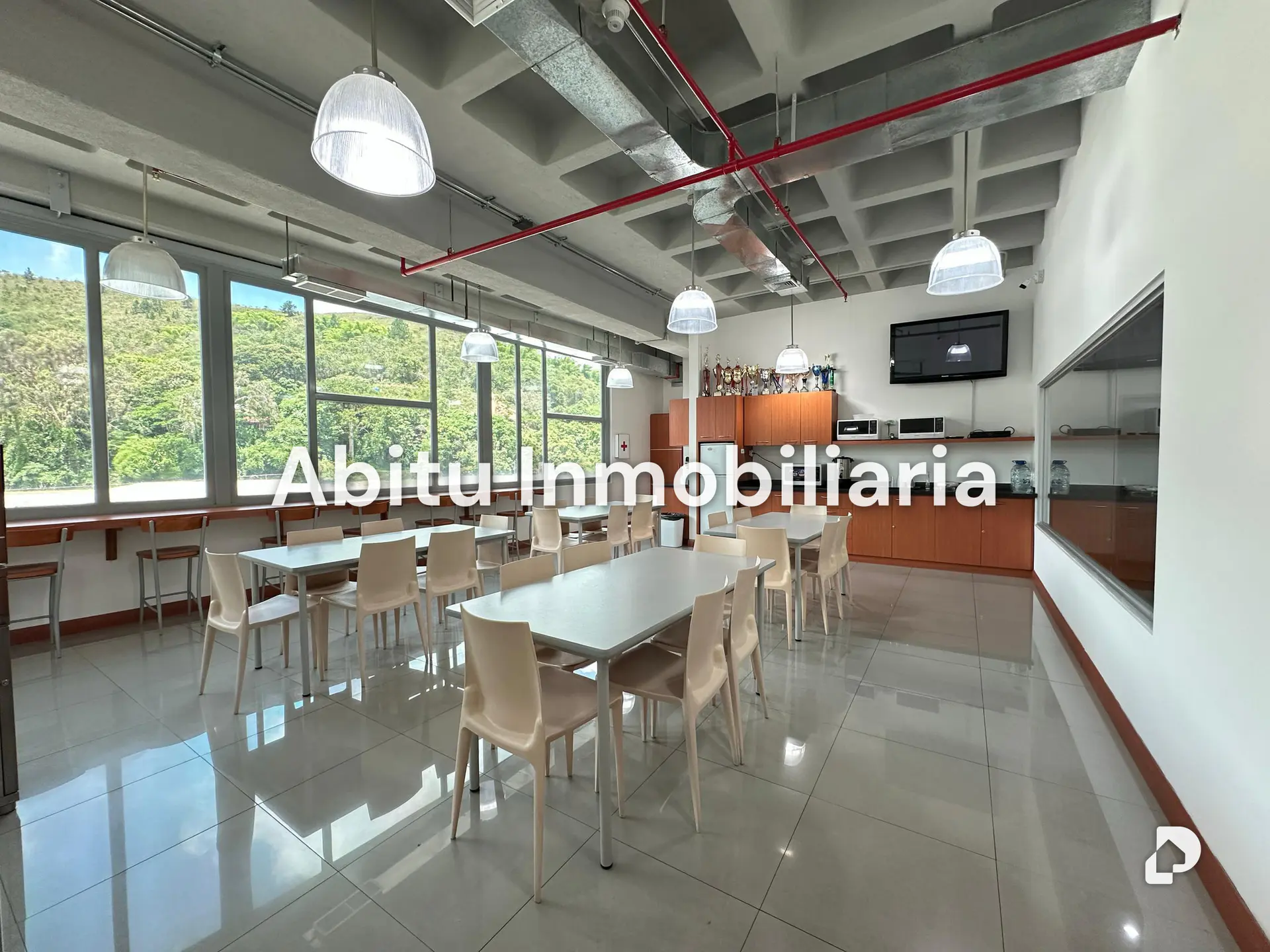 Office in La Trinidad, Caracas – 7