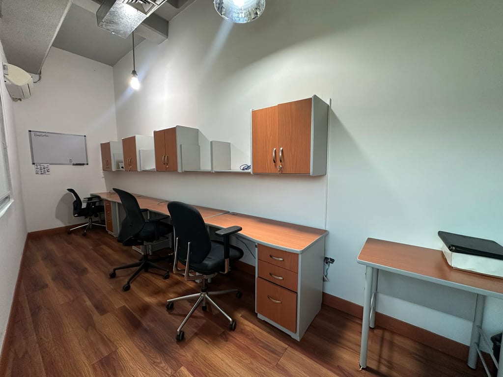Oficina en La Trinidad, Caracas - 1