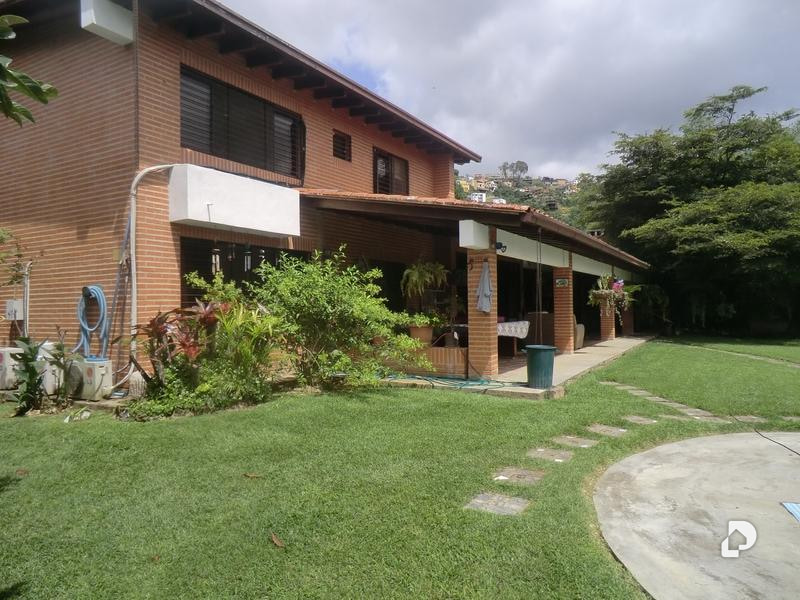 Casa en Oripoto, Caracas – 24