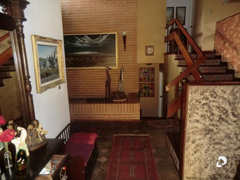 Casa en Oripoto, Caracas – 9