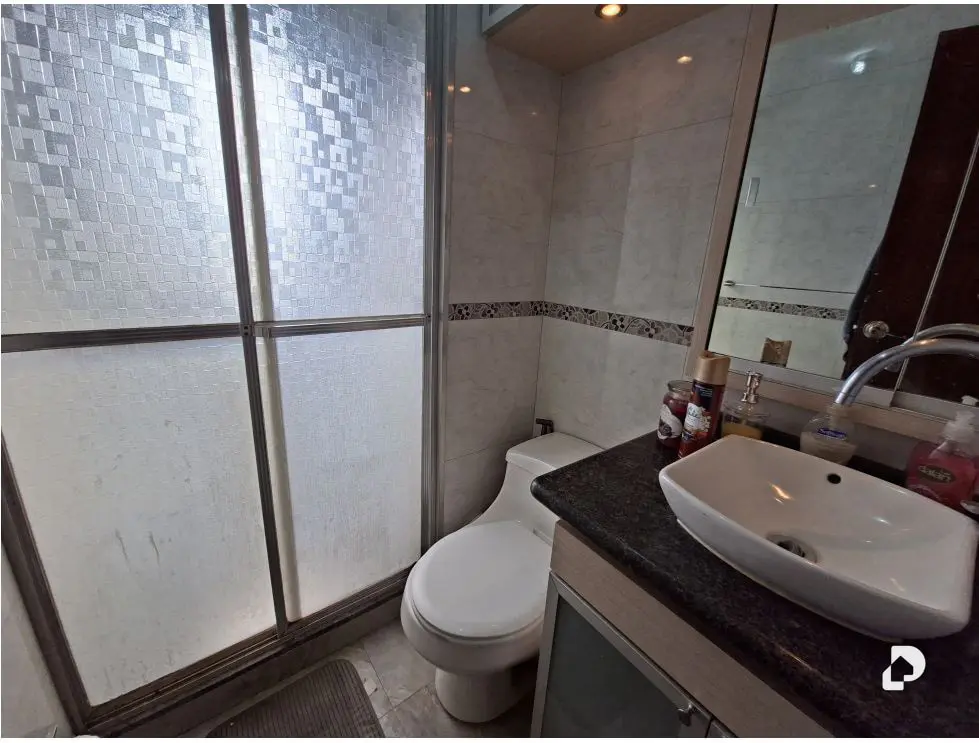 Apartamento en La Florida, Caracas – 24