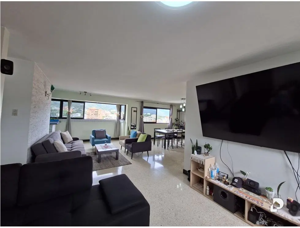 Apartamento en La Florida, Caracas – 2