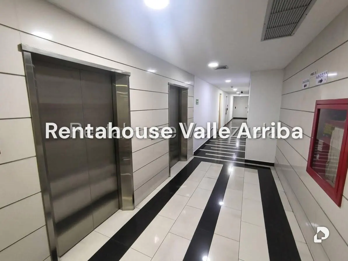 Local comercial en Las Mercedes, Caracas – 5