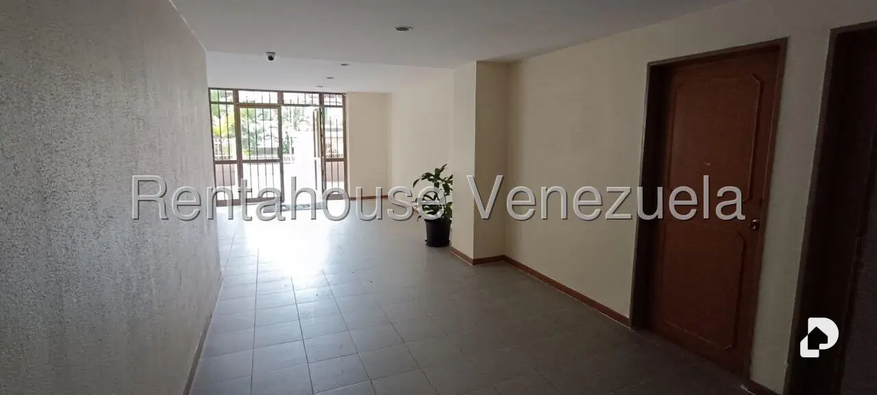 Apartamento en El Paraíso, Caracas – 24