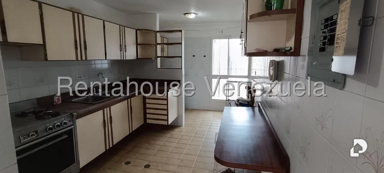 Apartamento en El Paraíso, Caracas – 8