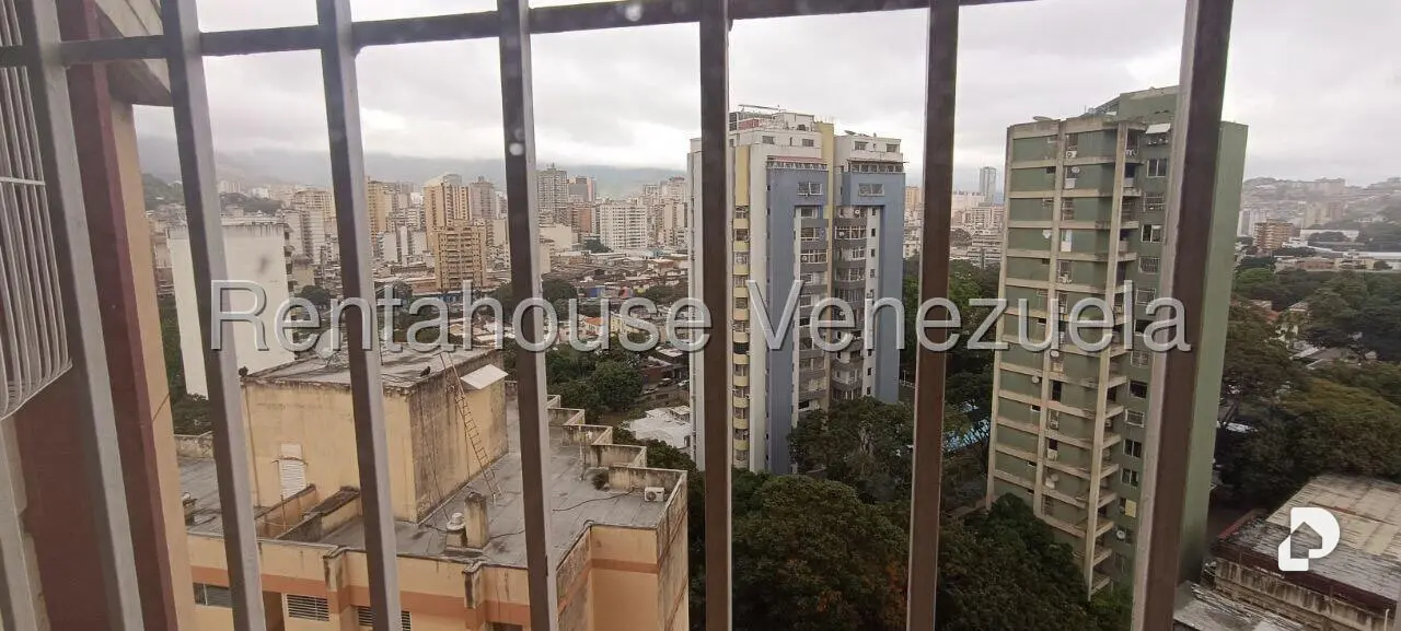 Apartamento en El Paraíso, Caracas – 7