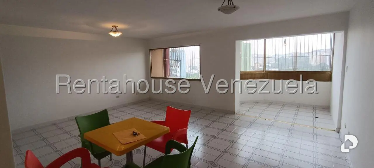 Apartamento en El Paraíso, Caracas – 3