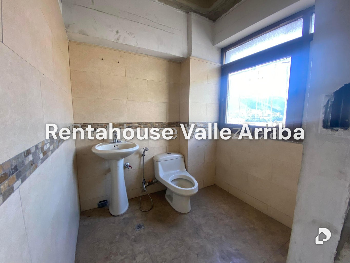 Local comercial en La Yaguara, Caracas – 19