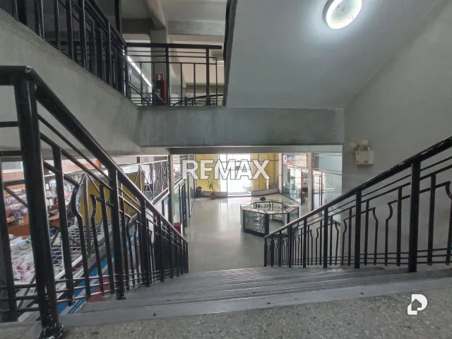 Building in La Limpia, Maracaibo – 11