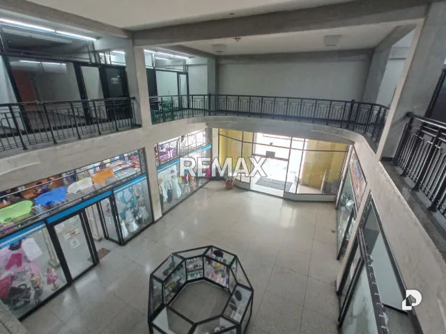 Building in La Limpia, Maracaibo – 2