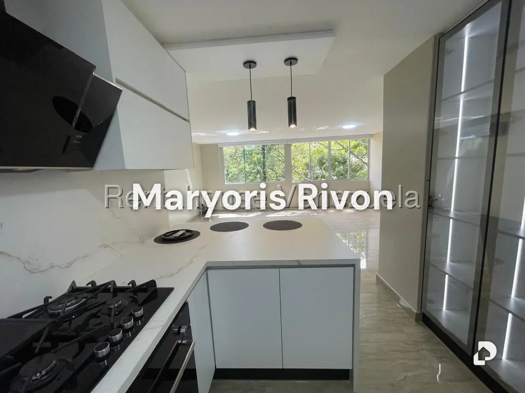 Apartamento en Chuao, Caracas – 12