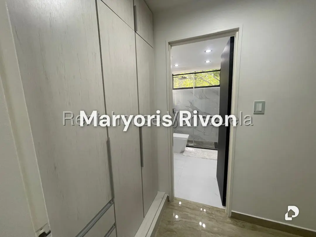 Apartamento en Chuao, Caracas – 24