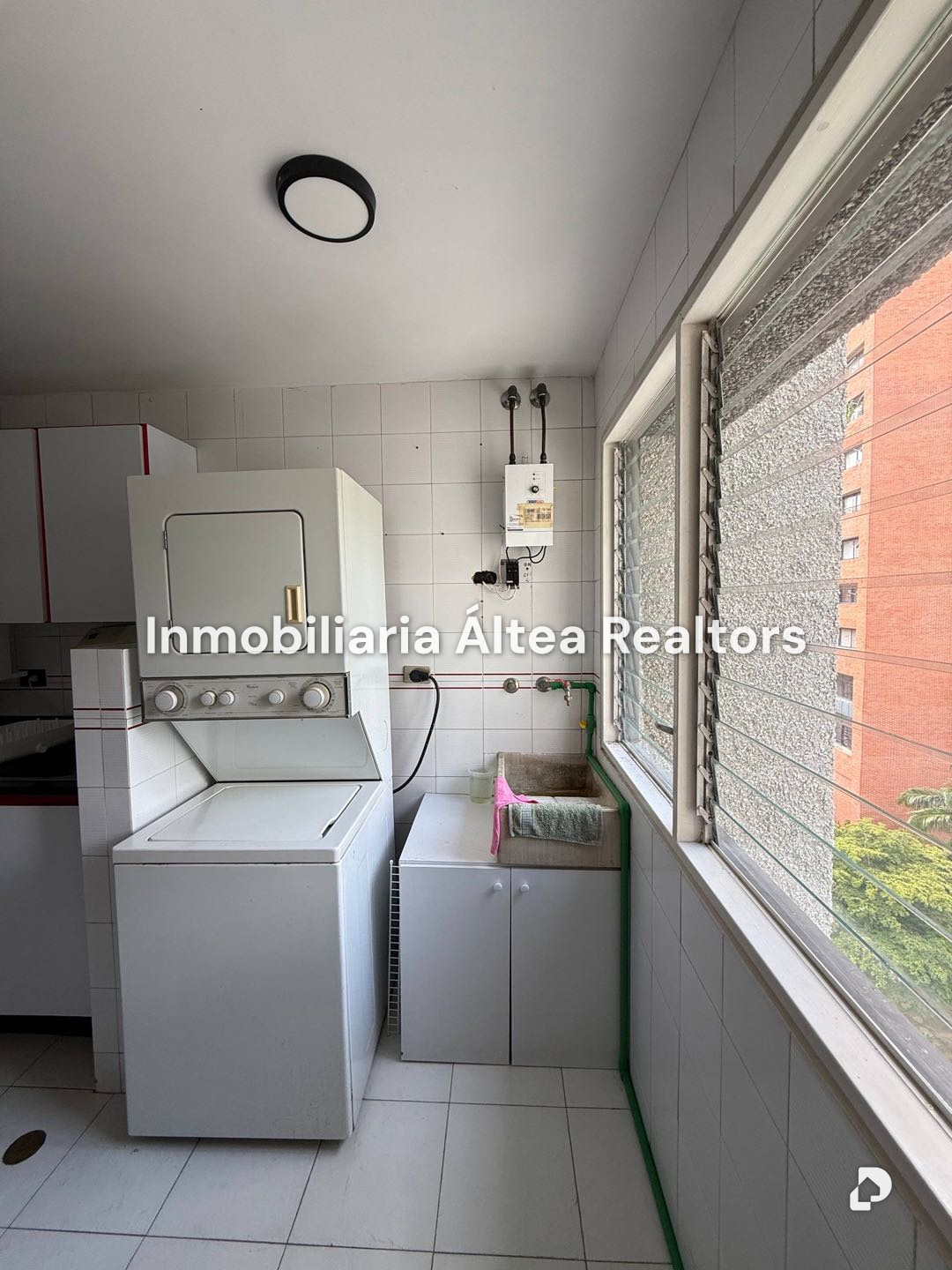 Apartamento en Santa Fe Sur, Caracas – 8