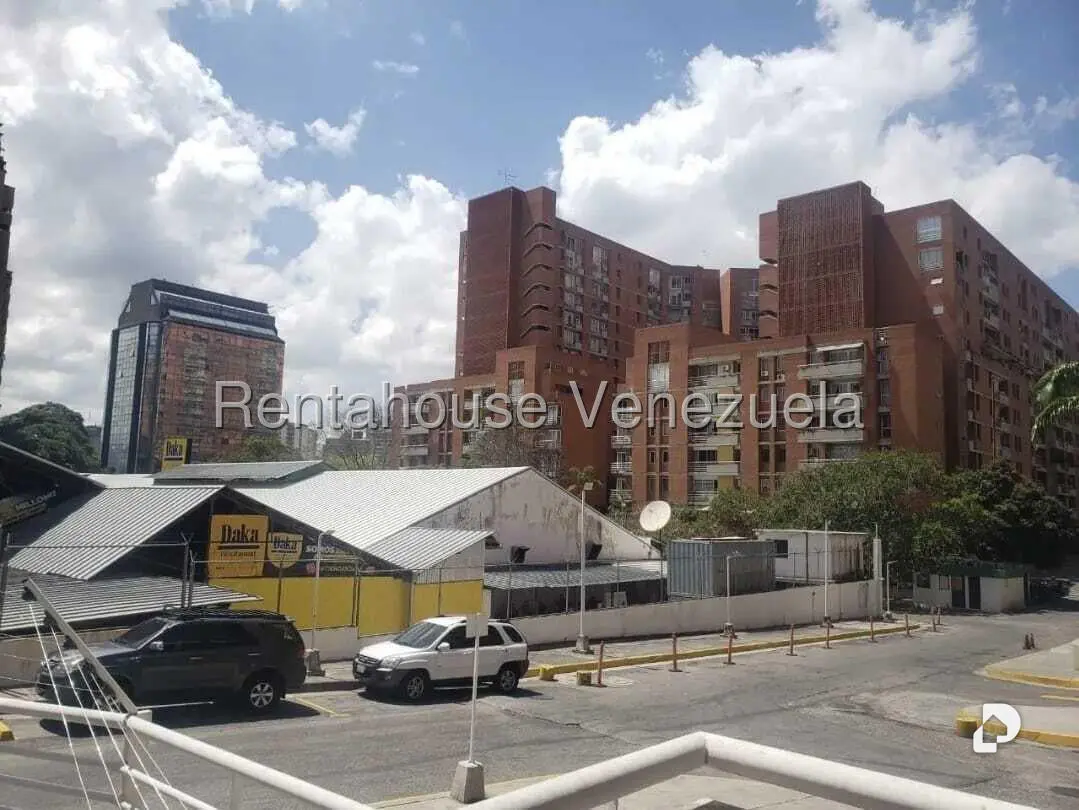 Apartamento en Boleíta Norte, Caracas – 23