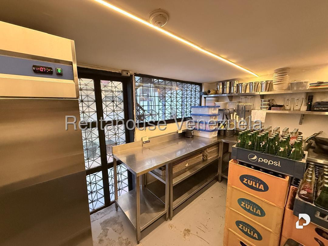 Local comercial en Santa Mónica, Caracas – 11