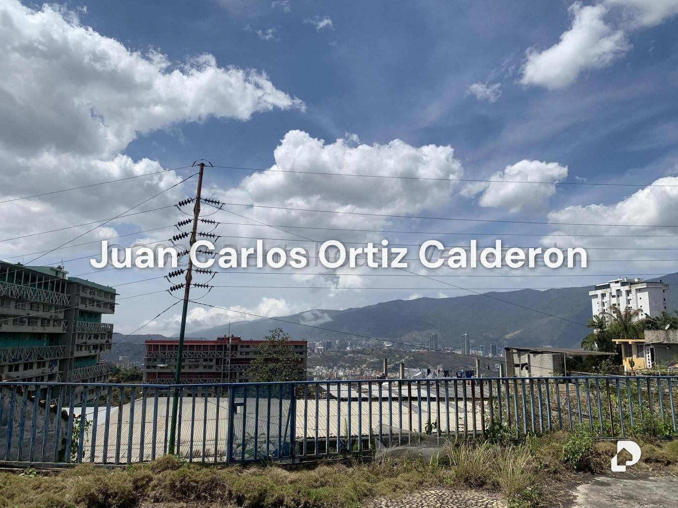Casa en Cumbres de Curumo, Caracas – 12