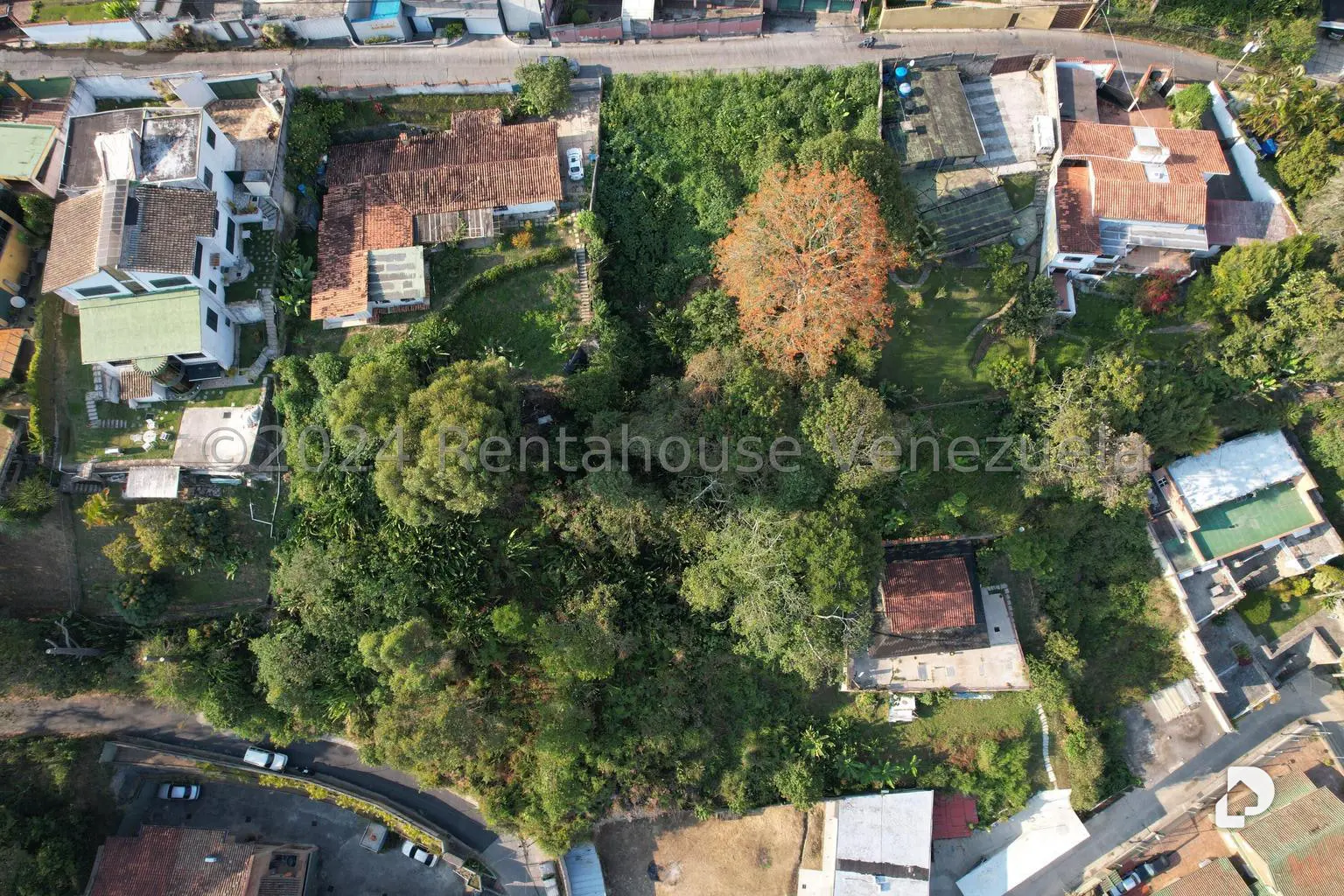 Land in La Unión, Caracas – 1