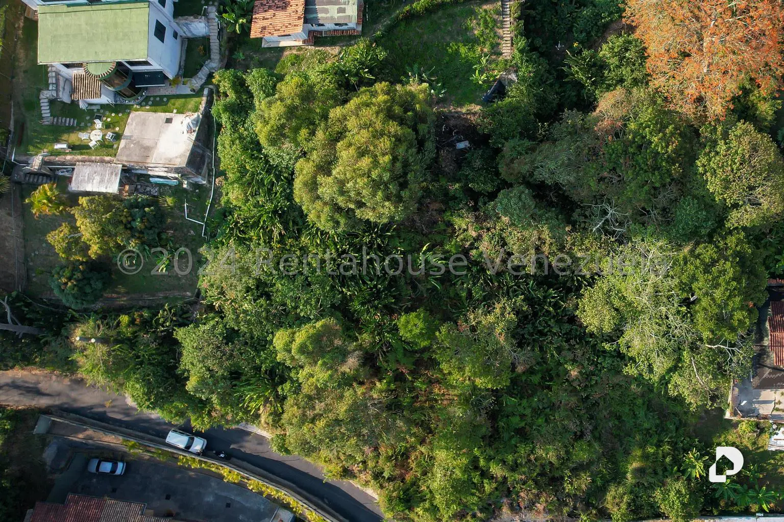 Land in La Unión, Caracas – 5