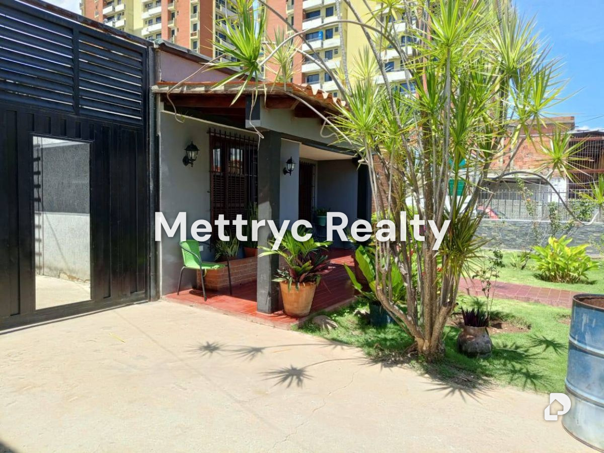 Casa en Avenida Rotaria, Barquisimeto – 2