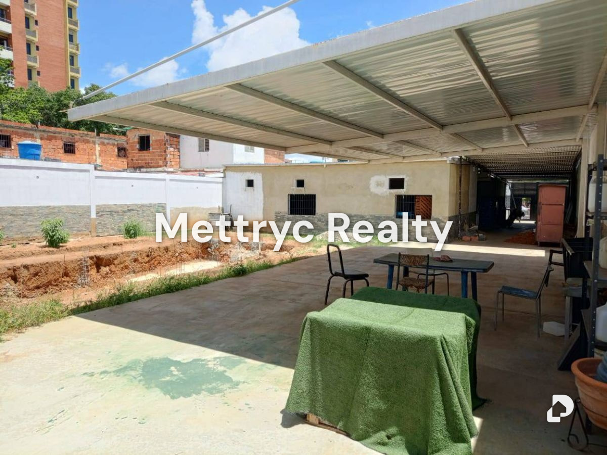 Casa en Avenida Rotaria, Barquisimeto – 21