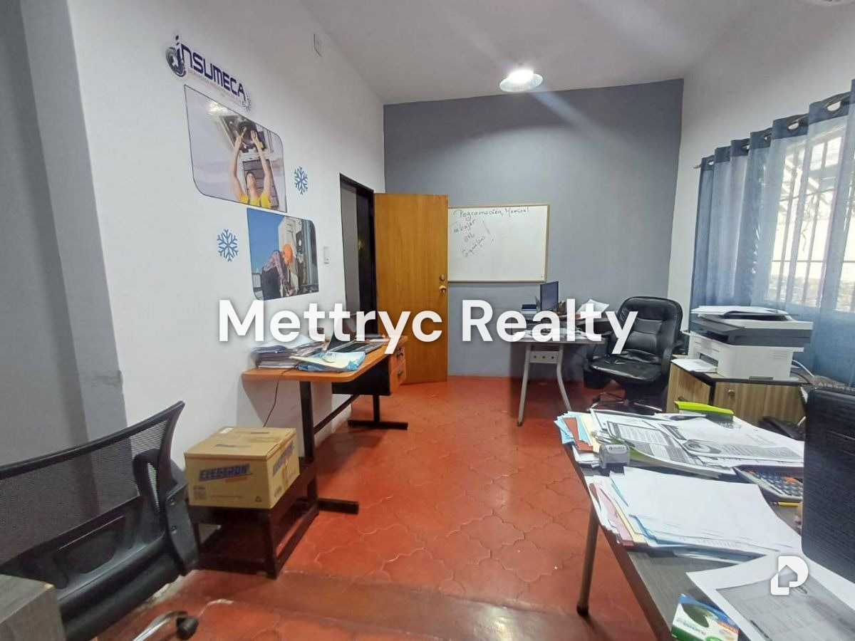 Casa en Avenida Rotaria, Barquisimeto – 27