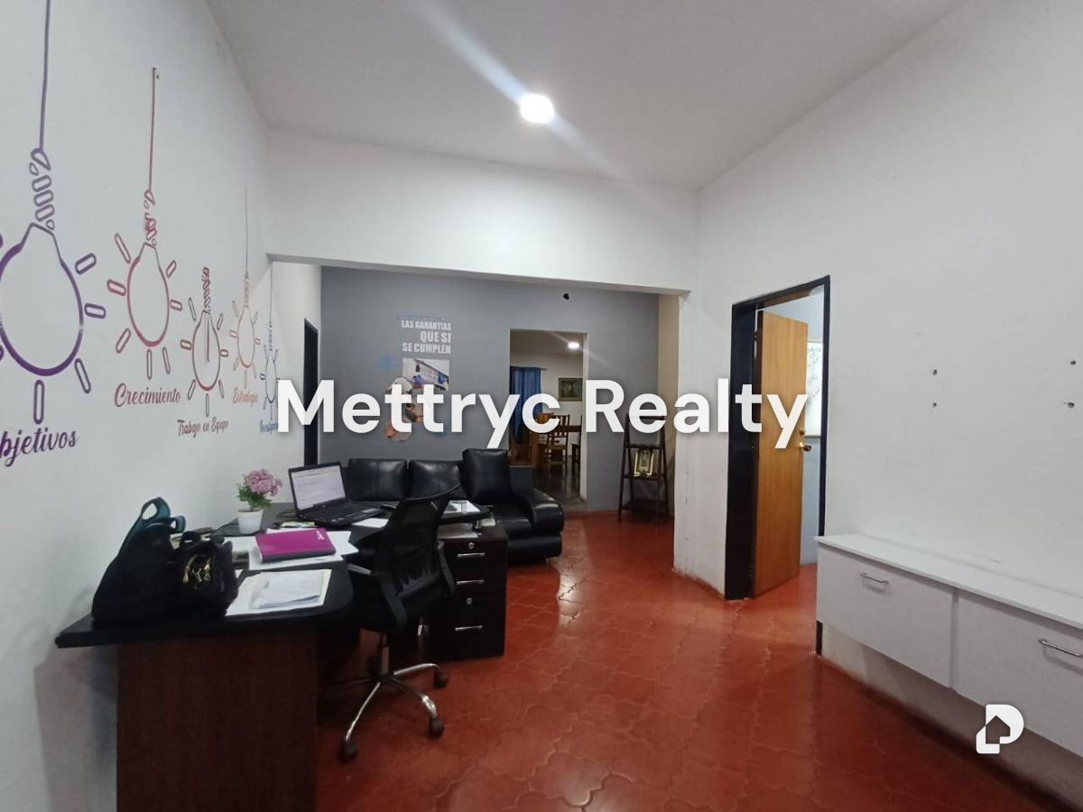 Casa en Avenida Rotaria, Barquisimeto – 17