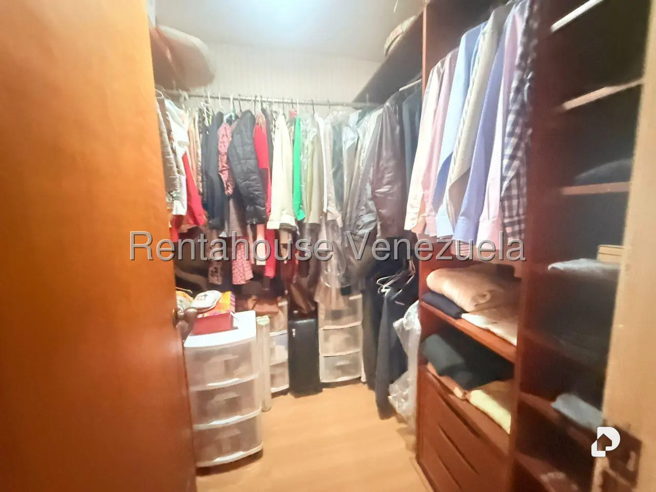 Apartamento en Alto Prado, Caracas – 12