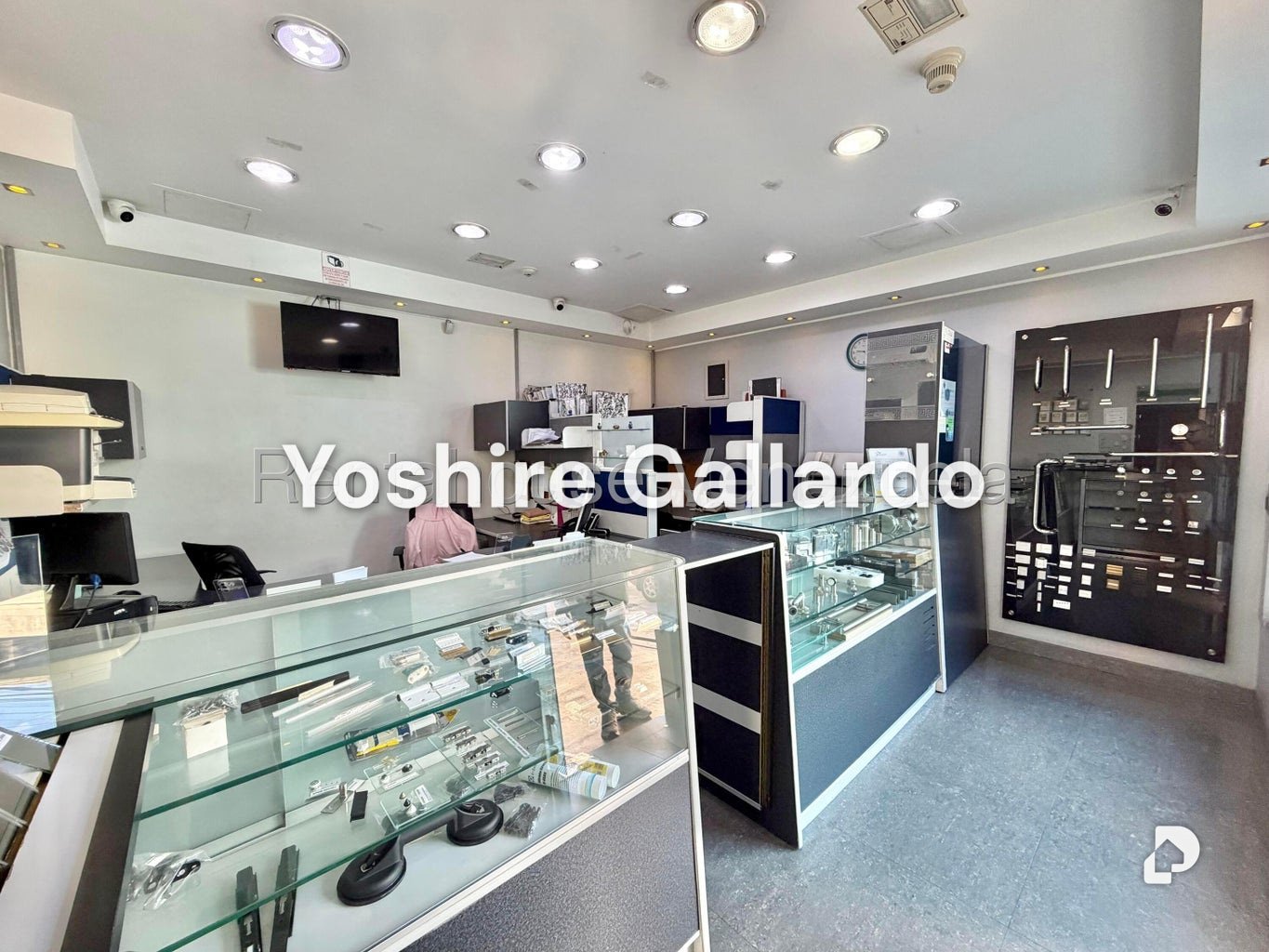 Commercial space in Catia, Caracas – 19